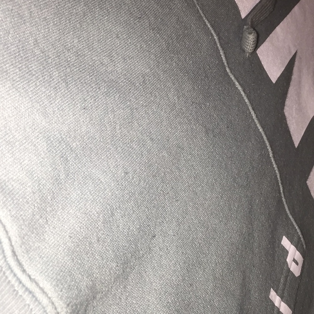 Sea Foam Green “cropped” pullover - Picture 3 of 6